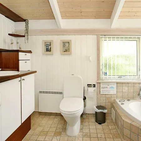 Three-bedroom Holiday In Lokken 52