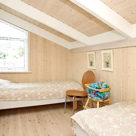 Three-bedroom Holiday In Lokken 52 펜션 Gronhoj (Nordjylland)