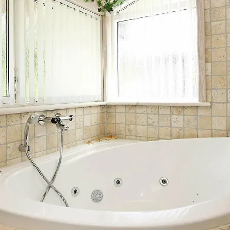 Three-bedroom Holiday In Lokken 52 펜션 Gronhoj (Nordjylland)